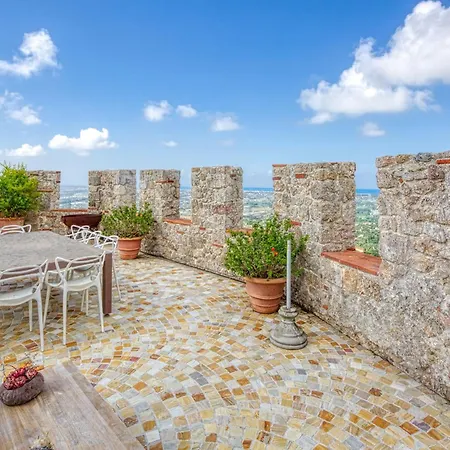 La Rocca Villa