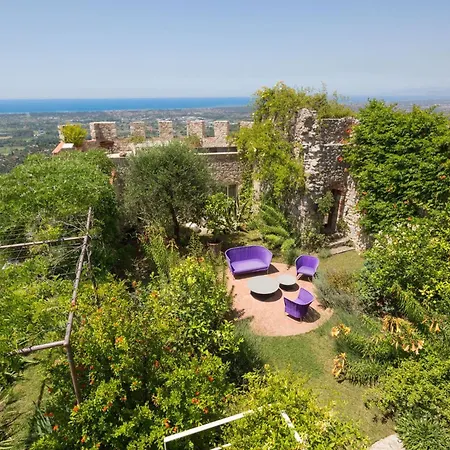 La Rocca *