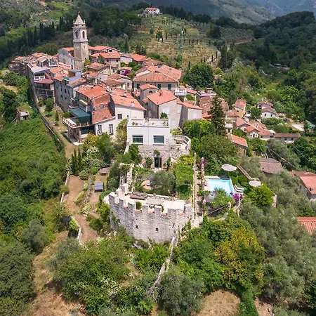 La Rocca Villa *